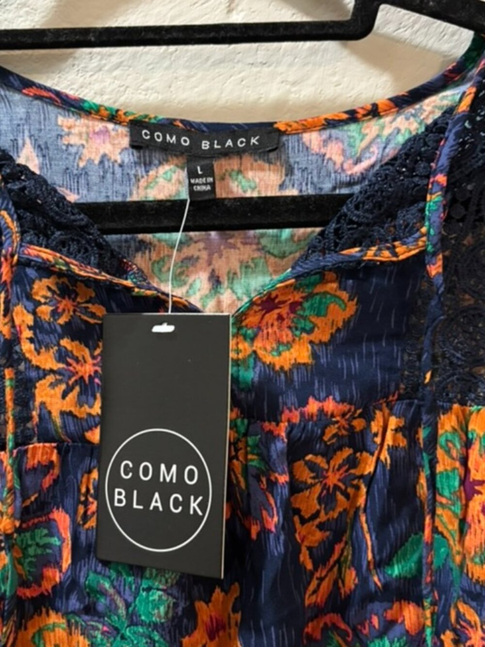 Como Black Navy Orange Floral Boho Peasant Top Size Large NWT - Picture 3 of 5